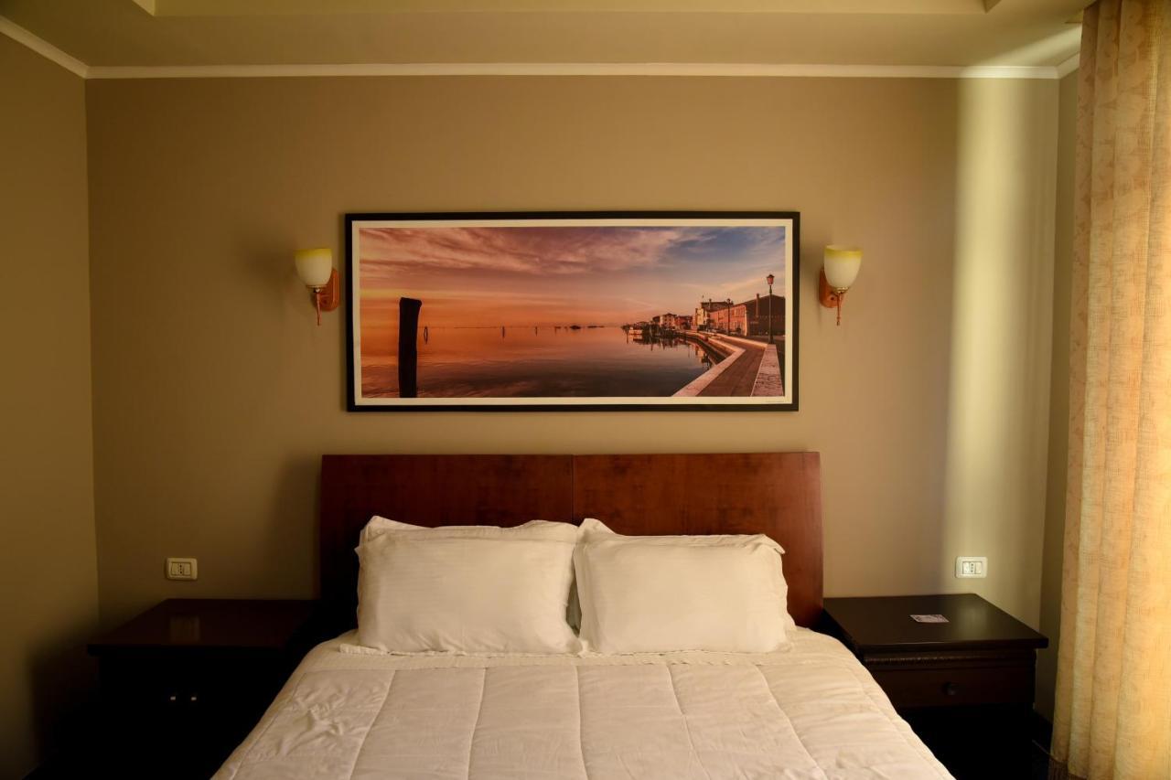 Imperial Ih Hotel 4*