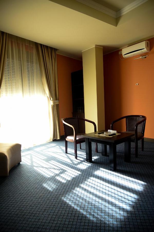 Hotell Imperial Ih Elbasan