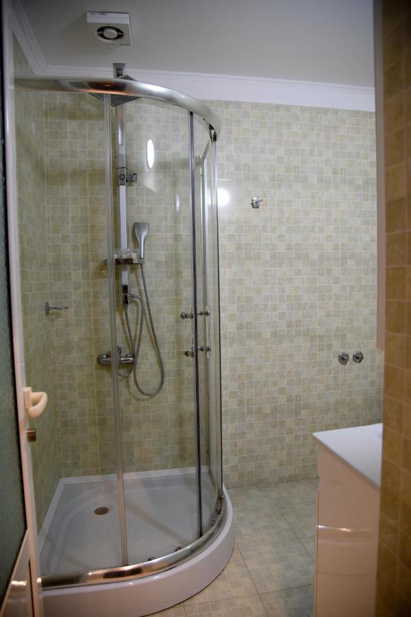Imperial Ih Hotell